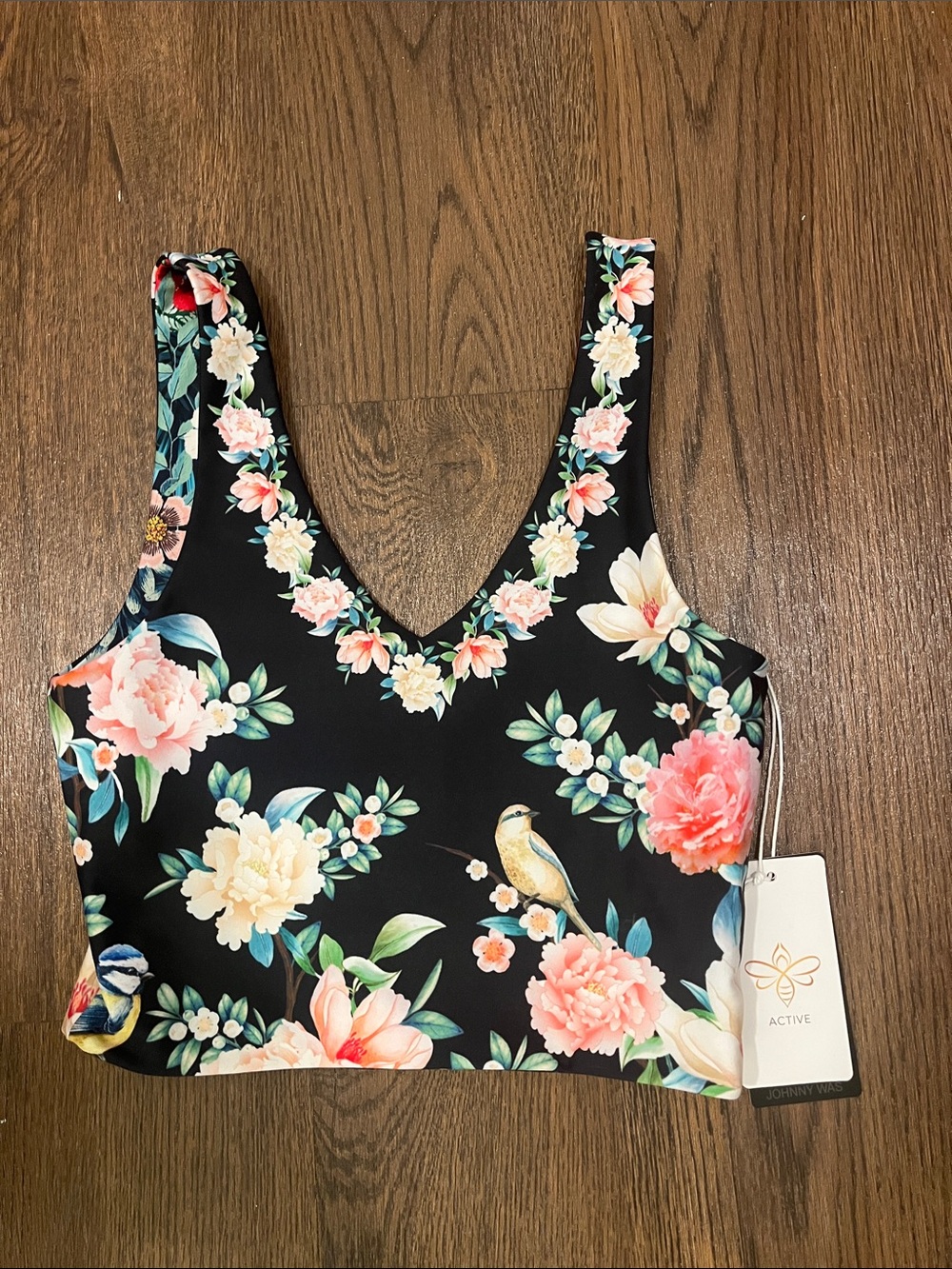 Johnny Was BIRDIE V‑NECK COMPRESSION TANK Reversible
